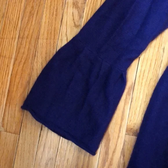 Women’s Aqua purple cashmere cardigan sweater size M - Picture 4 of 9